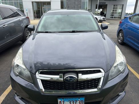 Used 2014 Subaru Legacy 2.5i Limited w/ Moonroof Package AWD/4WD image 2