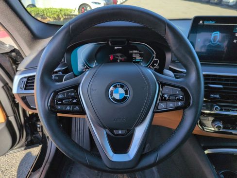 Certified 2023 BMW 530e image 18