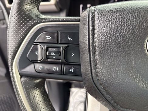 Certified 2025 Toyota 4Runner SR5 image 32