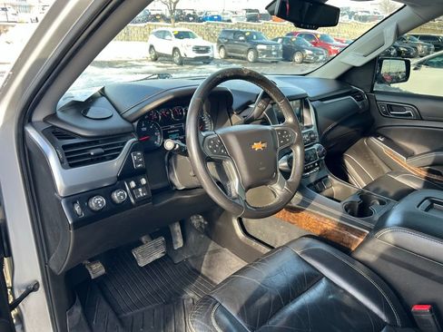 Used 2019 Chevrolet Tahoe LT image 16