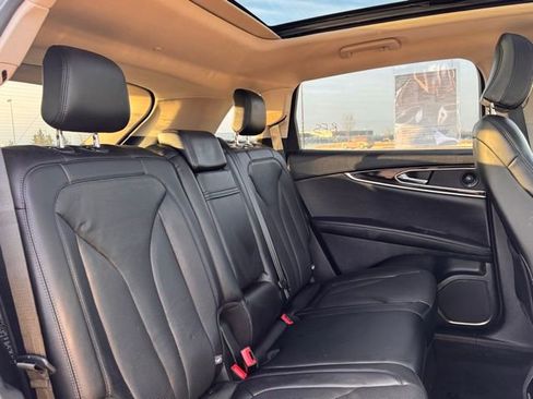 Used 2022 Lincoln Nautilus Reserve w/ Equipment Group 201A image 24