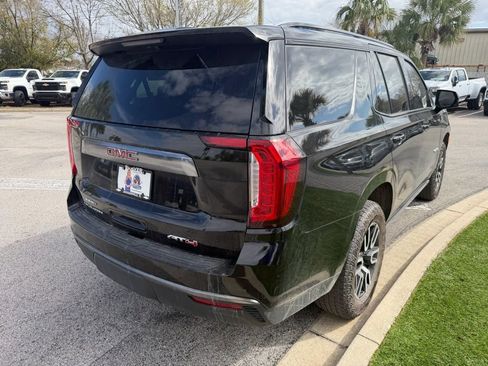 Used 2024 GMC Yukon AT4 w/ AT4 Premium Package image 4