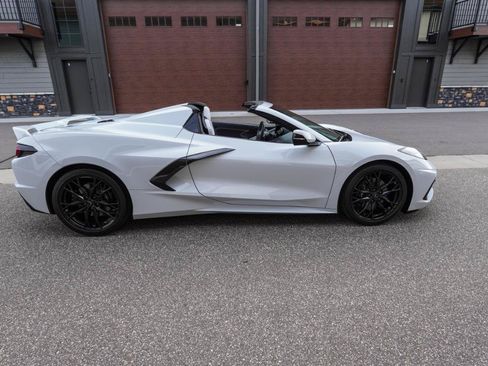Used 2024 Chevrolet Corvette Stingray Preferred Conv w/ Stealth Interior Trim Package RWD image 37