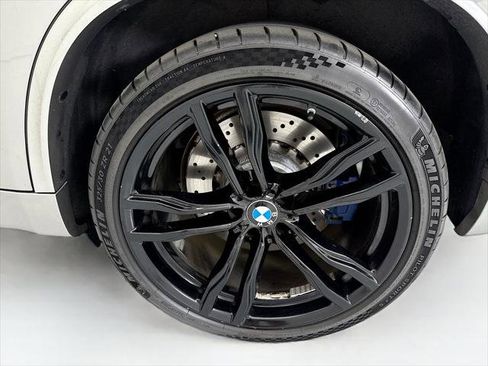 Used 2017 BMW X5 M AWD/4WD image 30