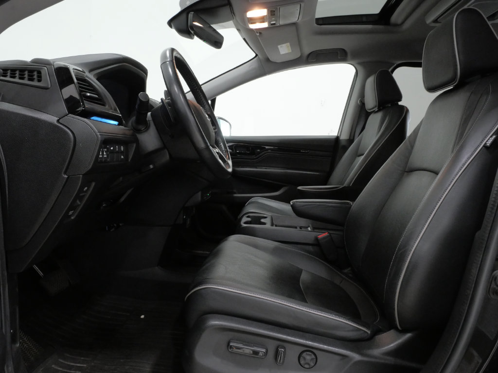Used 2024 Honda Odyssey Elite image 13