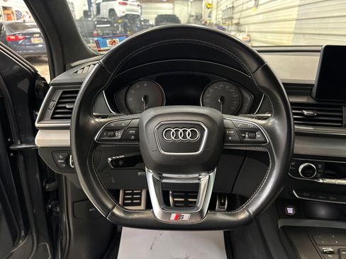 Used 2020 Audi SQ5 Premium w/ Convenience Package AWD/4WD image 13