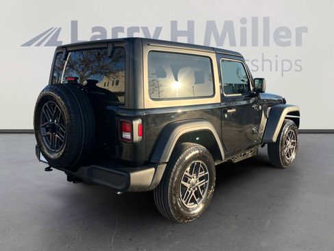 New 2026 Jeep Wrangler Sport AWD/4WD image 5