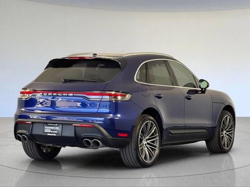 Certified 2025 Porsche Macan S AWD/4WD image 8