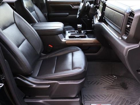 Certified 2024 Chevrolet Silverado 1500 LT Trail Boss w/ LT Trail Boss Premium Package AWD/4WD image 27