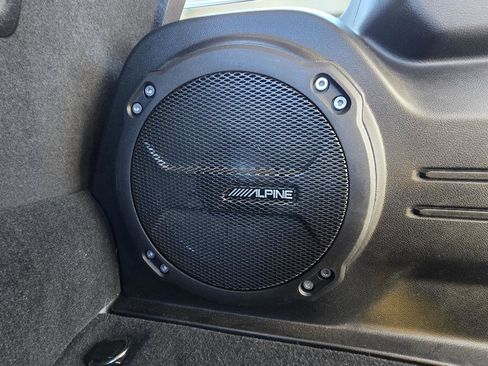 Used 2024 Jeep Wrangler Unlimited Rubicon 4xe image 13