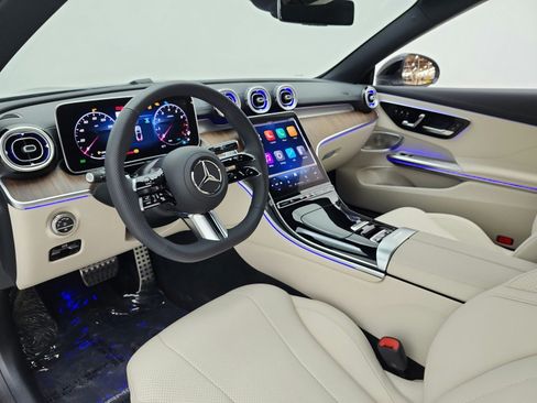 Used 2025 Mercedes-Benz CLE 300 4MATIC Cabriolet image 16
