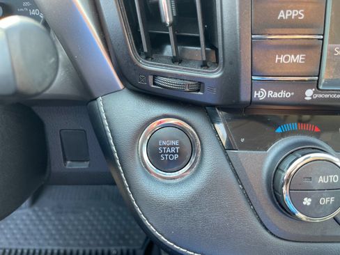 Used 2018 Toyota RAV4 XLE w/ Plus Extra Value Package AWD/4WD image 23
