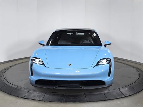 Used 2020 Porsche Taycan 4S image 10