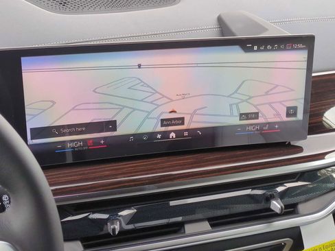 New 2026 BMW X7 xDrive40i image 30