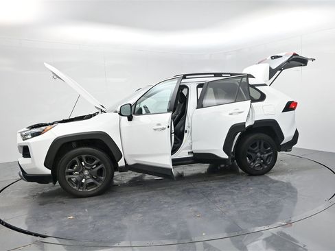 Used 2024 Toyota RAV4 Adventure image 53