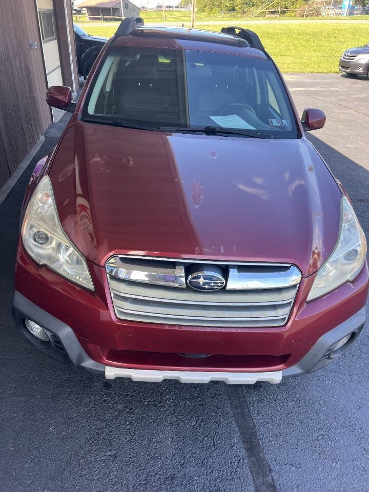 Used 2013 Subaru Outback 3.6R Limited w/ Moonroof Pkg AWD/4WD image 6