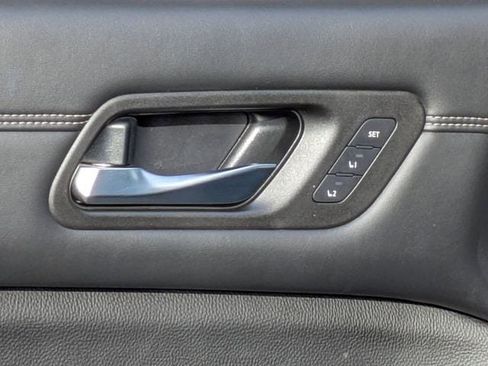 Used 2022 Nissan Pathfinder Platinum w/ Cargo Package image 11