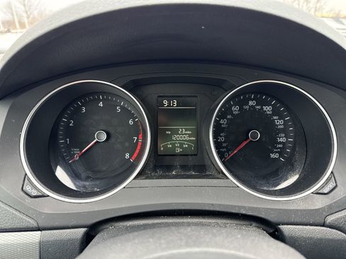 Used 2016 Volkswagen Jetta SE image 15