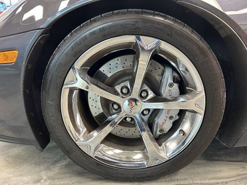 Used 2010 Chevrolet Corvette Grand Sport w/ Preferred Equipment Group image 18