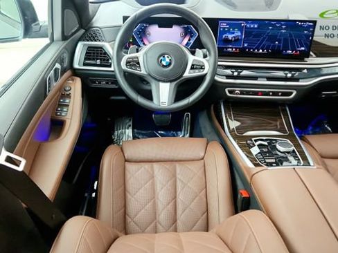 Used 2026 BMW X7 xDrive40i AWD/4WD image 56