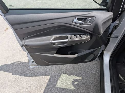 Used 2018 Ford Escape SE AWD/4WD image 6