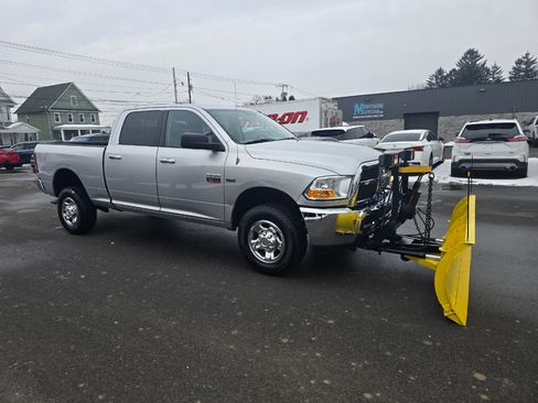 Used 2011 RAM 2500 SLT image 6