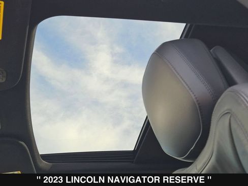 Used 2023 Lincoln Navigator Reserve AWD/4WD image 39