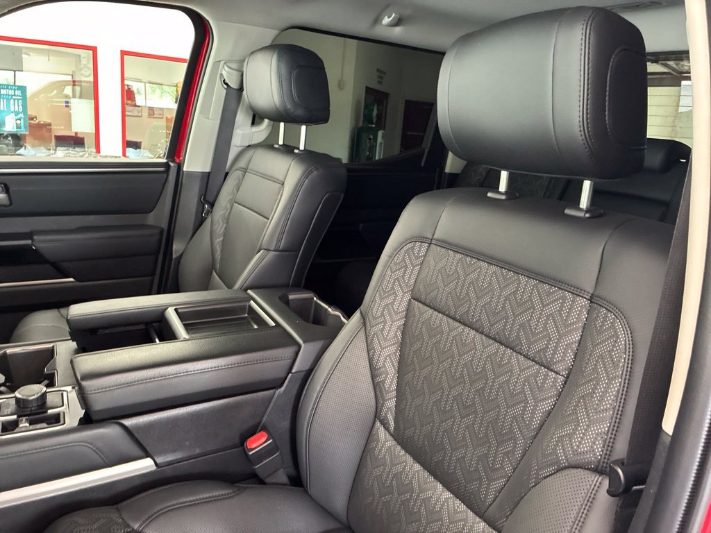 Used 2024 Toyota Tundra Limited AWD/4WD image 20