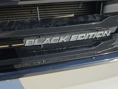 Used 2023 Honda Ridgeline Black Edition image 7