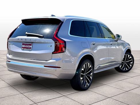 New 2026 Volvo XC90 B6 Plus w/ Protection Package AWD/4WD image 4