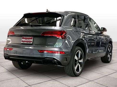 Used 2023 Audi Q5 2.0T Premium Plus w/ Premium Plus Package AWD/4WD image 16