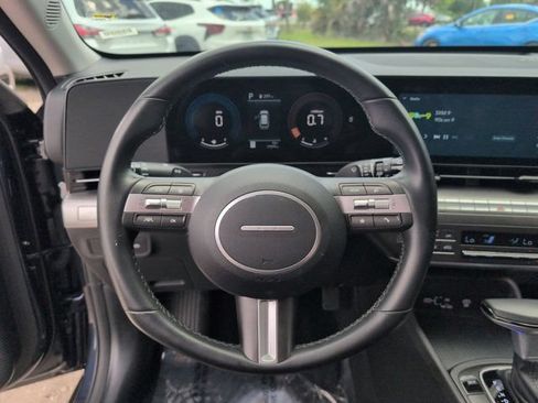 Used 2025 Hyundai Kona SEL FWD image 22