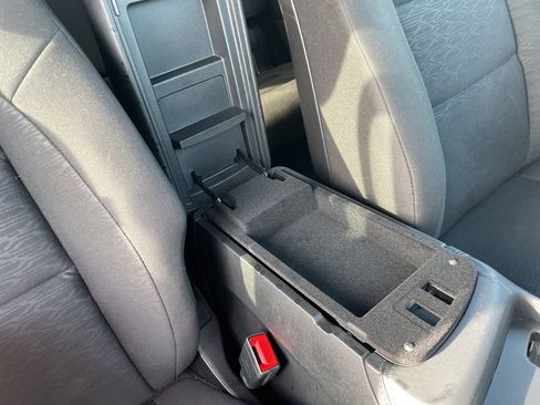 Used 2024 Dodge Durango SXT image 42