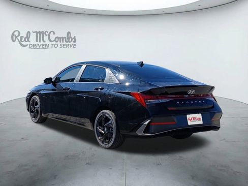 New 2026 Hyundai Elantra SEL Sport Premium FWD image 3