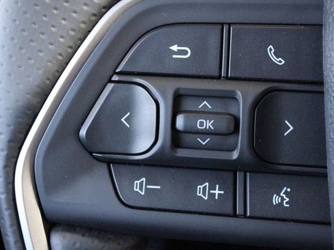 New 2026 Toyota 4Runner TRD Off-Road Premium AWD/4WD image 30