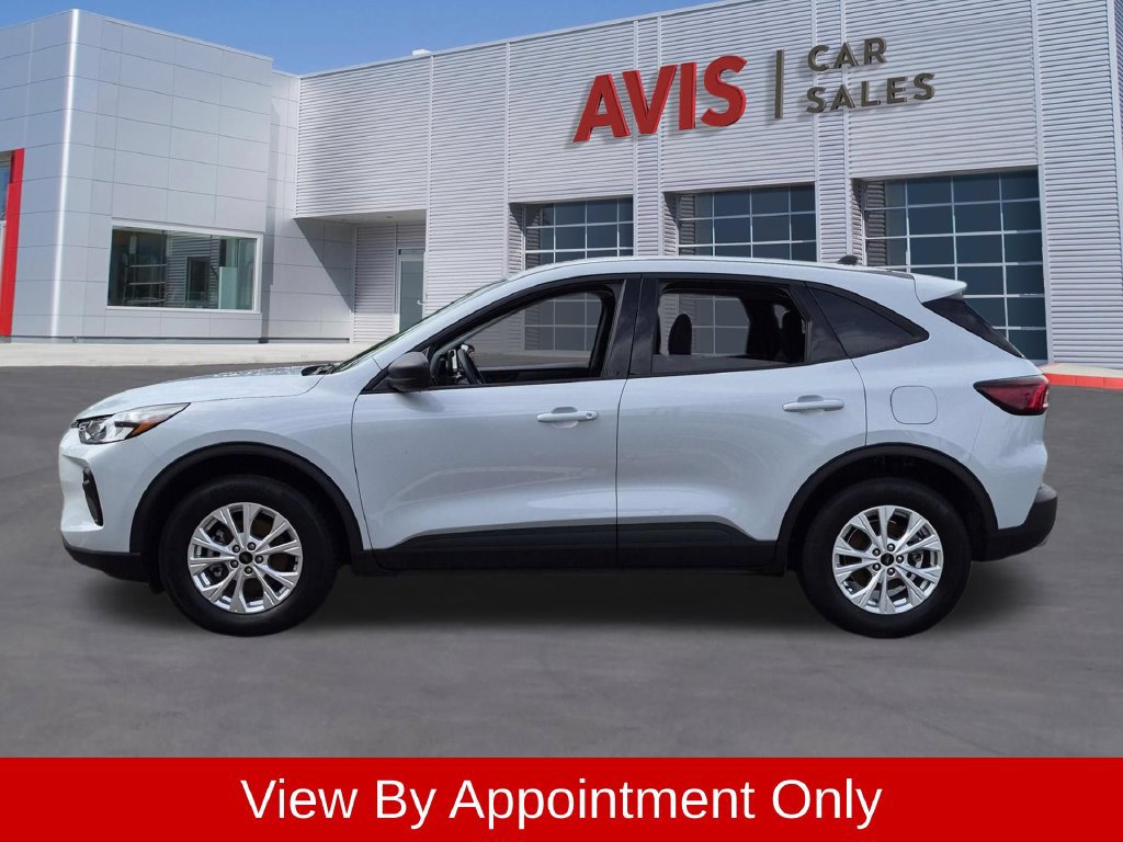 Used 2025 Ford Escape Active AWD/4WD image 10