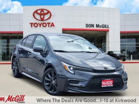 Certified 2025 Toyota Corolla SE FWD image 1