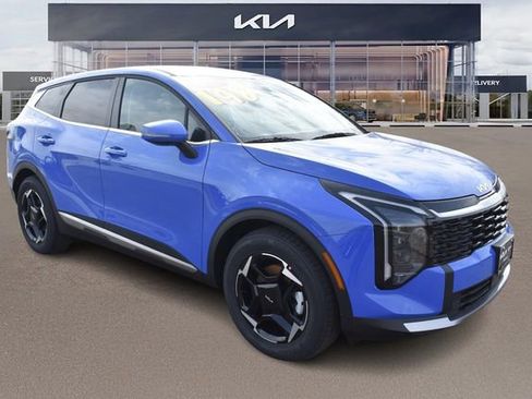 New 2026 Kia Sportage EX FWD image 11