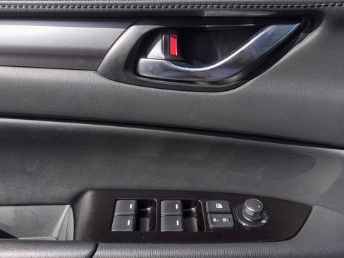 Used 2025 MAZDA CX-5 AWD 2.5 S w/ Preferred Package image 11