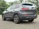 Used 2016 Jeep Cherokee 75th Anniversary image 3