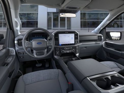 New 2026 Ford F150 XLT w/ XLT Chrome Appearance Package AWD/4WD image 9