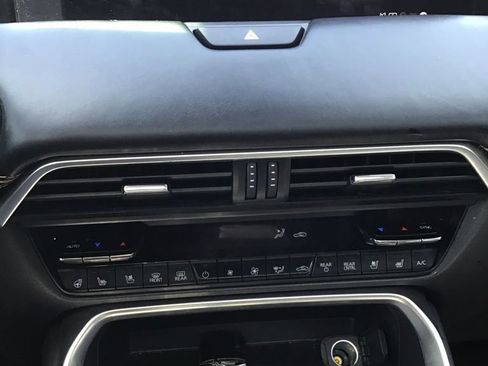 Used 2025 MAZDA CX-90 3.3 Turbo w/ Premium Plus Pkg image 12