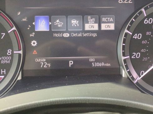 Certified 2023 Toyota Highlander XLE image 29