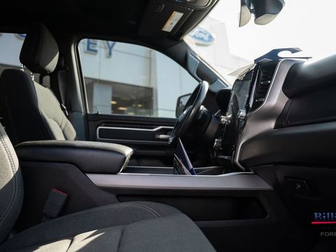 Used 2020 RAM 1500 Big Horn image 9