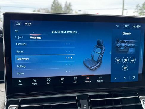 Used 2024 Lincoln Navigator L Reserve w/ Equipment Group 201A AWD/4WD image 19