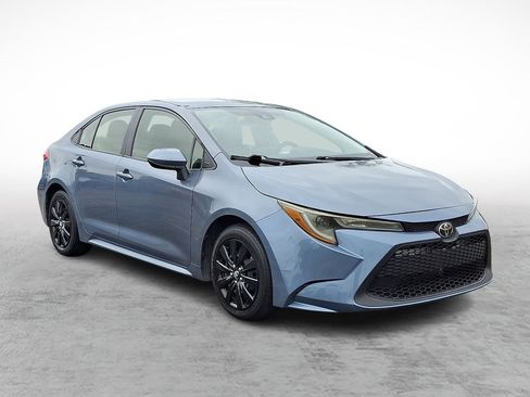 Used 2020 Toyota Corolla LE image 7