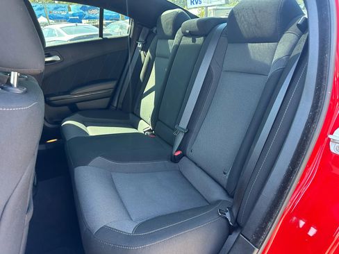 Used 2020 Dodge Charger SXT w/ Blacktop Package image 15