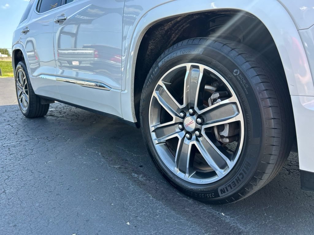 Used 2019 GMC Acadia Denali w/ Technology Package AWD/4WD image 11