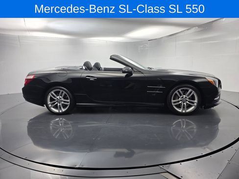 Used 2016 Mercedes-Benz SL 550 image 3