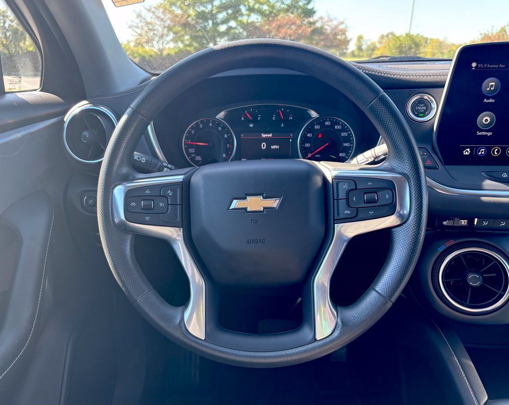 Used 2024 Chevrolet Blazer LT FWD image 24